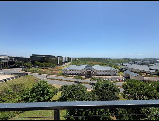 2 BEDROOM APARTMENT TO LET IN BALLITO CENTRAL